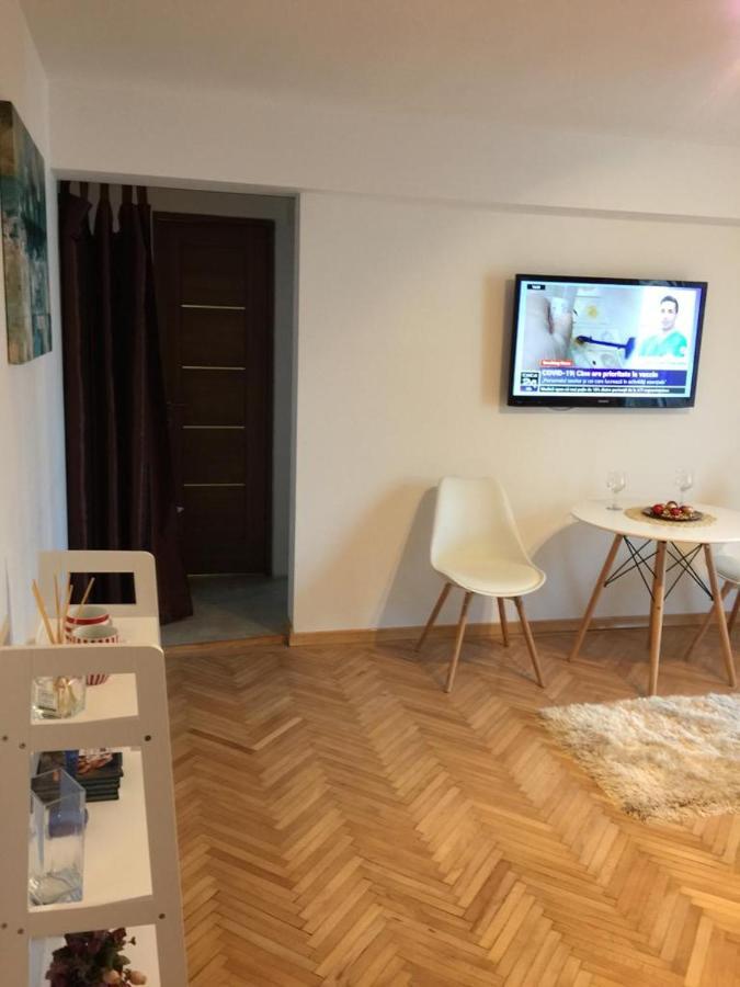 Old Town English Park Residence Крайова Екстериор снимка